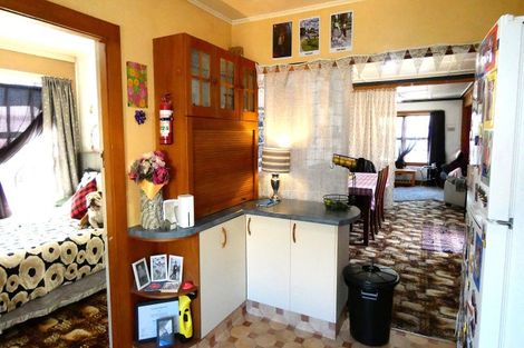 Photo of property in 58 Brougham Street, Westport, 7825