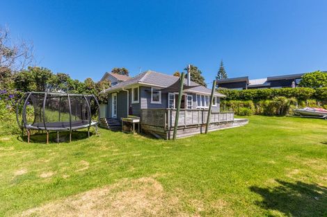 Photo of property in 7a Hona Street, Waikanae Beach, Waikanae, 5036