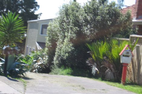 Photo of property in 1/5 Savoy Road, Glen Eden, Auckland, 0602