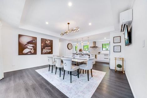 Photo of property in 42 Twin Parks Rise, Papakura, 2110