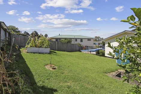 Photo of property in 10 Valencia Place, Manurewa, Auckland, 2102