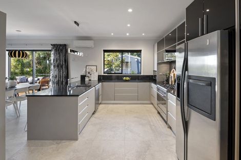 Photo of property in 37 Penruddock Rise, Westmorland, Christchurch, 8025