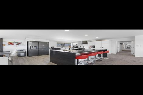 Photo of property in 225 Finlayson Avenue, Clendon Park, Auckland, 2103