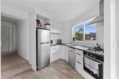 Photo of property in 60 Adler Drive, Ohauiti, Tauranga, 3112