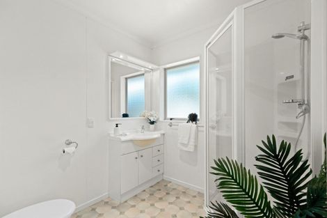 Photo of property in 4 Adam Lile Drive, Highlands Park, New Plymouth, 4312