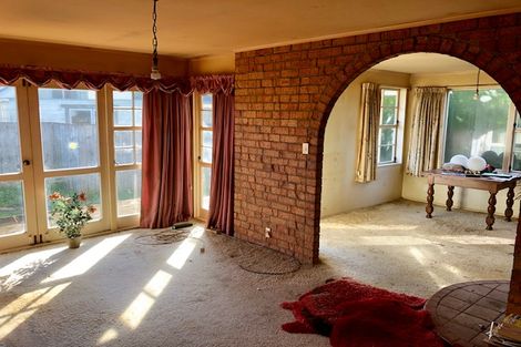 Photo of property in 2/6a Kallu Crescent, Mount Roskill, Auckland, 1041