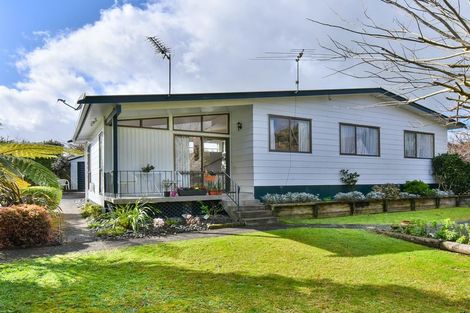 Photo of property in 18 Pinehurst Place, Wattle Downs, Auckland, 2103