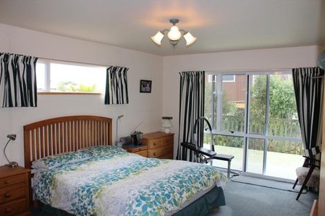 Photo of property in 64 Selwyn Street, Pohara, Takaka, 7183