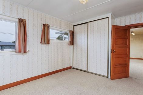 Photo of property in 6 Holmes Street, Waimate, 7924