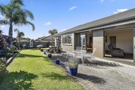 Photo of property in 43 Turnberry Drive, Wattle Downs, Auckland, 2103