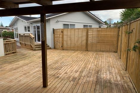 Photo of property in 43 Minaret Drive, Bucklands Beach, Auckland, 2014