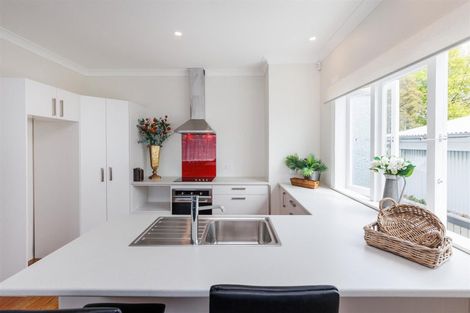 Photo of property in 37 Harris Street, Marton, 4710