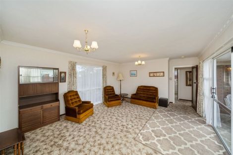 Photo of property in 14 Davidson Street, Hawera, 4610