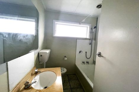 Photo of property in 15 Bledisloe Crescent, Wainuiomata, Lower Hutt, 5014