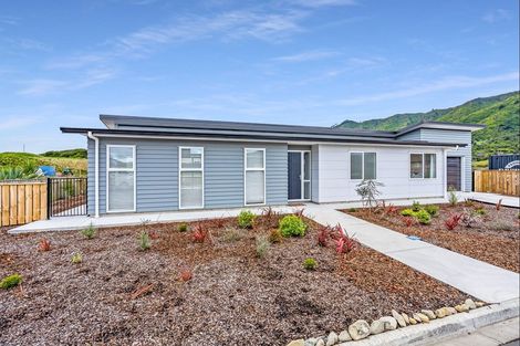Photo of property in 3 Tapuhikura Street, Waikanae, 5036