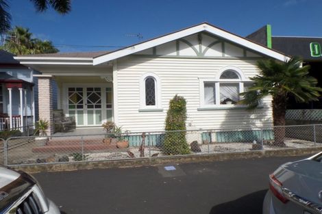 Photo of property in 727 Pollen Street, Thames, 3500