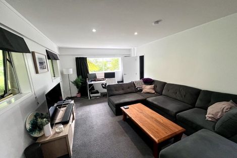 Photo of property in 6 Amorino Drive, Red Beach, 0932