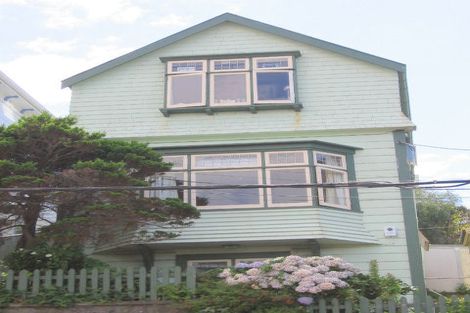 Photo of property in 22 Macdonald Crescent, Te Aro, Wellington, 6011