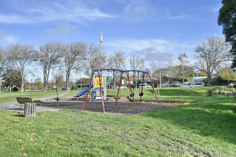 Photo of property in 2 Meredith Street, Addington, Christchurch, 8024