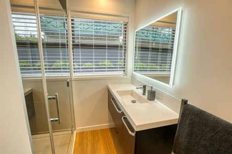 Photo of property in 1 Koe Street, Moana, 7872