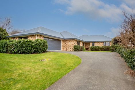 Photo of property in 15 Guinane Street, Dannevirke, 4930