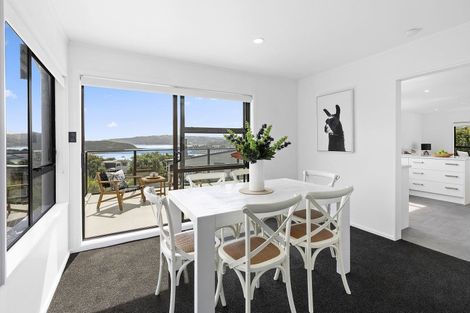 Photo of property in 16 Doon Grove, Papakowhai, Porirua, 5024