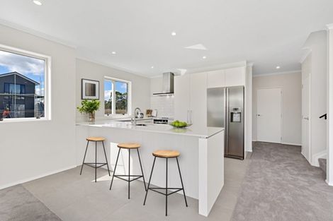 Photo of property in 7 Vincent Mcgrath Crescent, Swanson, Auckland, 0614