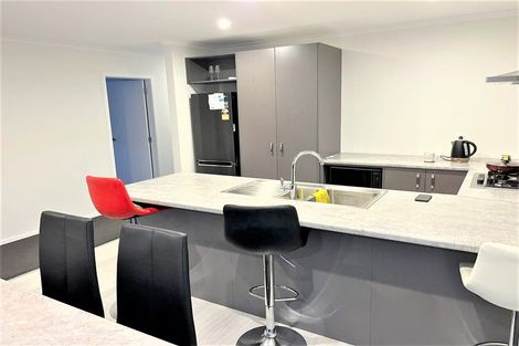 Photo of property in 25 Grovedale Square, Wainuiomata, Lower Hutt, 5014