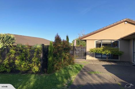 Photo of property in 22 Zefiro Drive, Massey, Auckland, 0614
