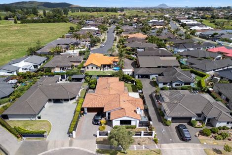 Photo of property in 24 Ohope Place, Papamoa Beach, Papamoa, 3118