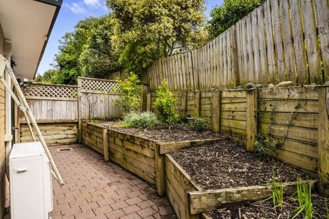 Photo of property in 1/2 Arawa Street, New Lynn, Auckland, 0600