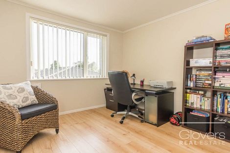 Photo of property in 236 Whitney Street, Blockhouse Bay, Auckland, 0600