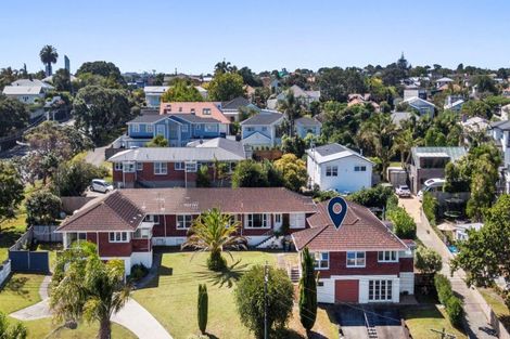 Photo of property in 6/40 Lake Road, Narrow Neck, Auckland, 0624