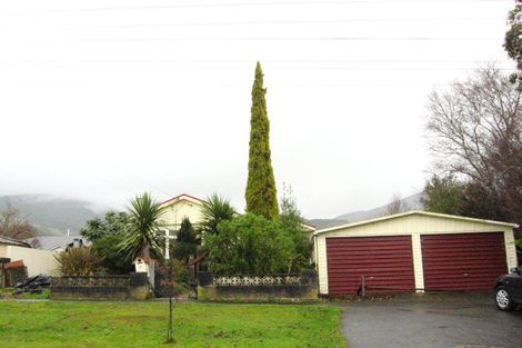 Photo of property in 32 Stevenson Avenue, Sawyers Bay, Port Chalmers, 9023
