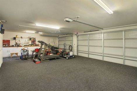 Photo of property in 1 Martingale Drive, Kingseat, Papakura, 2580