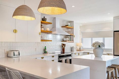 Photo of property in 4 Brandon Road, Manly, Whangaparaoa, 0930