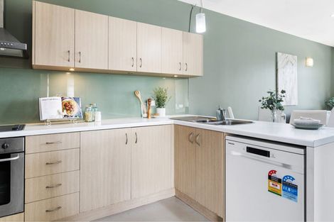 Photo of property in City Lodge, 402/115 Vivian Street, Te Aro, Wellington, 6011