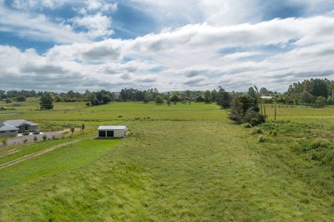 Photo of property in 2 Elm Place, Waipukurau, 4284