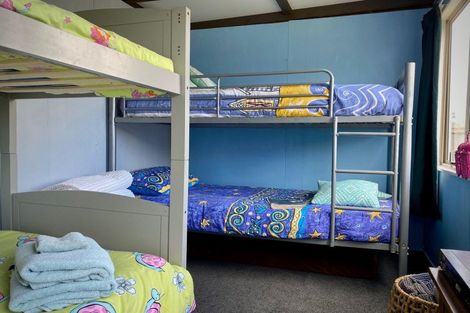 Photo of property in 102 Kauri Crescent, Matarangi, Whitianga, 3592