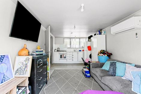 Photo of property in 10 U'ren Place, Riverdale, Gisborne, 4010