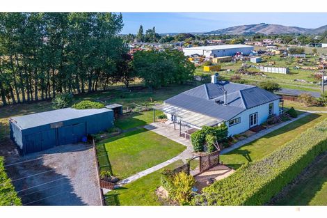 Photo of property in 70 Parsonage Road, Waimate, 7978