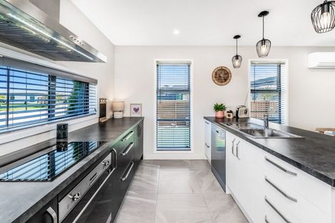 Photo of property in 1 Longcot Drive, Rolleston, 7615