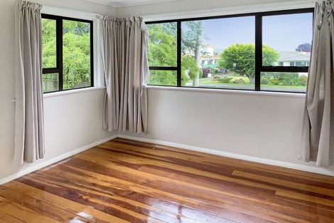 Photo of property in 18 Chester Street, Levin, 5510