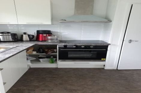 Photo of property in 2/197 Forrest Hill Road, Forrest Hill, Auckland, 0620