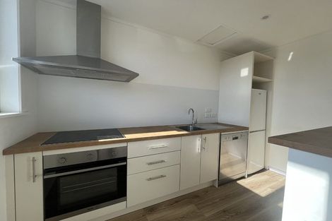 Photo of property in 16 Austin Street, Mount Victoria, Wellington, 6011