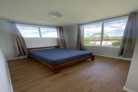 Photo of property in 1/22 Edgeworth Road, Glenfield, Auckland, 0629