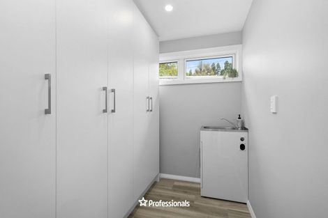 Photo of property in 21 Kennedy Grove, Stokes Valley, Lower Hutt, 5019