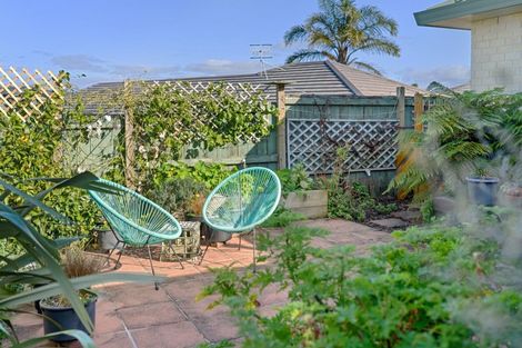 Photo of property in 37b Percy Road, Papamoa Beach, Papamoa, 3118