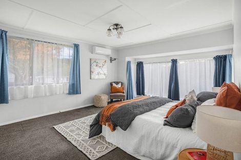 Photo of property in 6 Boyd Grove, Naenae, Lower Hutt, 5011