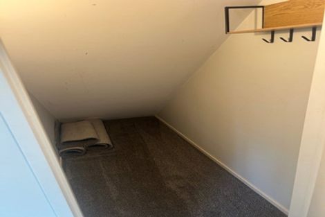 Photo of property in 33 Sunnyview Avenue, Shelly Park, Auckland, 2014